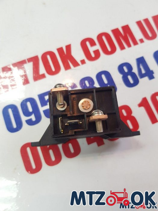 Реле управления свечами накала 12В (3747405) Реле управления свечами накала 12В (3747405)