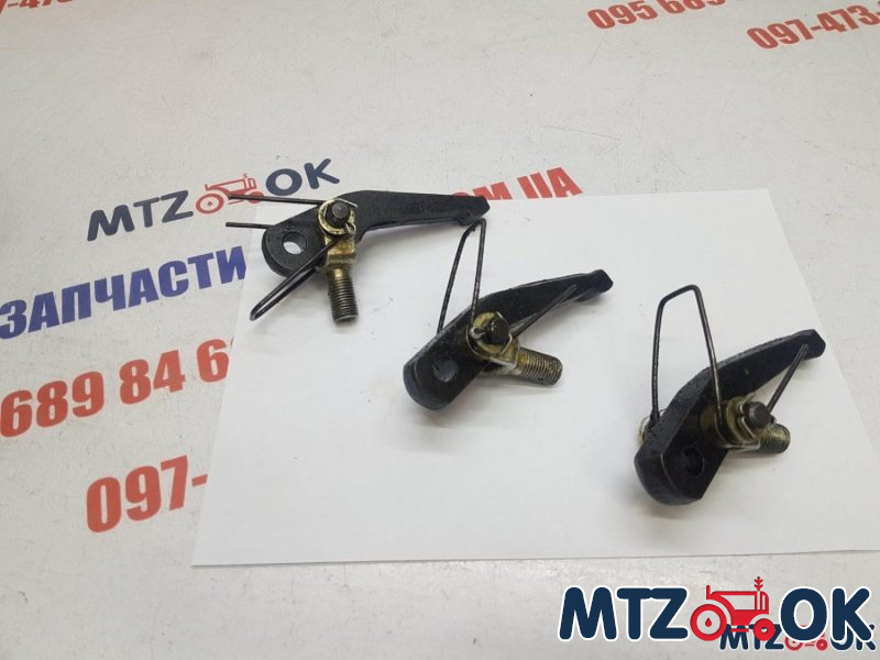 Рычаг оттяж. сцепл. с вилкой (лапка корзины) МТЗ н/о в сборе 3шт.(пр-во МТЗ)85-1601095 Рычаг оттяж. сцепл. с вилкой (лапка корзины) МТЗ н/о в сборе 3шт.(пр-во МТЗ)85-1601095