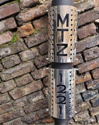 Глушитель МТЗ 1221 труба в трубе с флянцем, с 3-мя гриль решетками, толщина 3мм Глушитель МТЗ 1221 труба в трубе с флянцем, с 3-мя гриль решетками, толщина 3мм