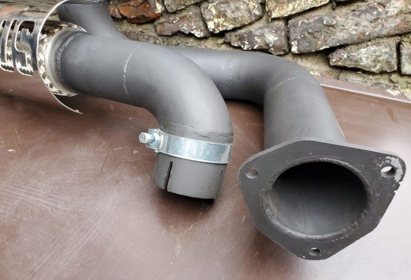 Глушитель МТЗ 1221 труба в трубе с флянцем, с 3-мя гриль решетками, толщина 3мм Глушитель МТЗ 1221 труба в трубе с флянцем, с 3-мя гриль решетками, толщина 3мм