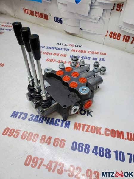 Гидрораспределитель 3Р80+3Л12 (3 плавающие секции) со штуцерами (Badestnost) Гидрораспределитель 3Р80+3Л12 (3 плавающие секции) со штуцерами (Badestnost)