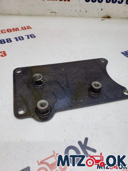 Кронштейн гидрораспределителя РП-70 (пр-во МТЗ) Р1221-4607030 Кронштейн гидрораспределителя РП-70 (пр-во МТЗ) Р1221-4607030