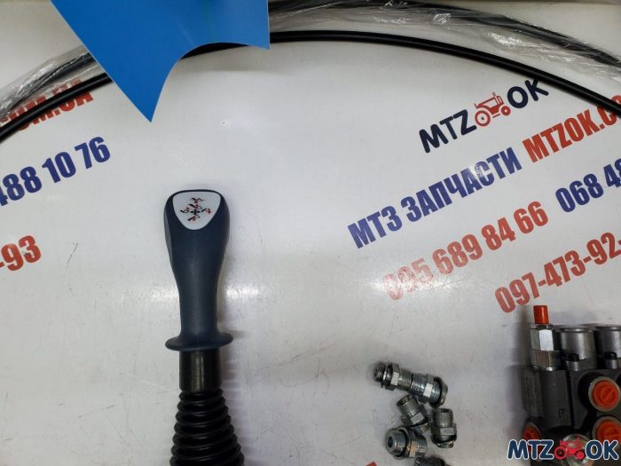 Гидрораспределитель 2Р40 на тросах 1,5м с джойстиком на кнопке, штуцера М20х1,5(Болгария) Гидрораспределитель 2Р40 на тросах 1,5м с джойстиком на кнопке, штуцера М20х1,5(Болгария)