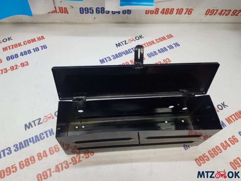 Ящик инструментальный без кронштейнов (пр-во Украина) 70-3919110 Ящик инструментальный без кронштейнов (пр-во Украина) 70-3919110