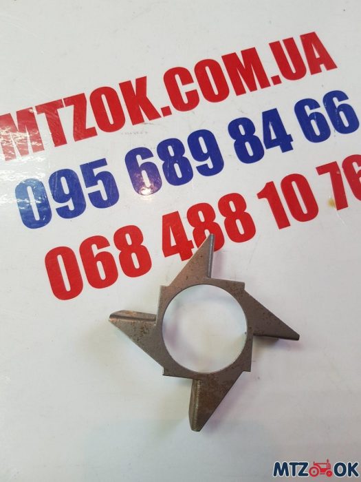 Крыльчатка ротора фильтра центробеж. очист. масла (пр-во БЗА) 240-1404024 Крыльчатка ротора фильтра центробеж. очист. масла (пр-во БЗА) 240-1404024