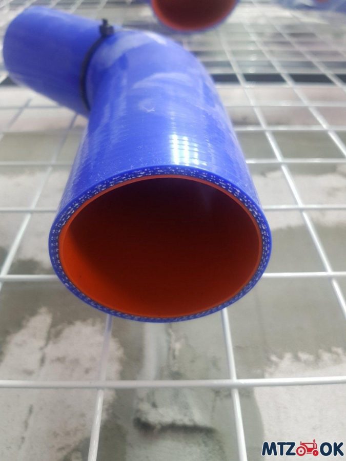 Патрубок (силикон) 135-100-150-150 4 мм Патрубок (силикон) 135-100-150-150 4 мм