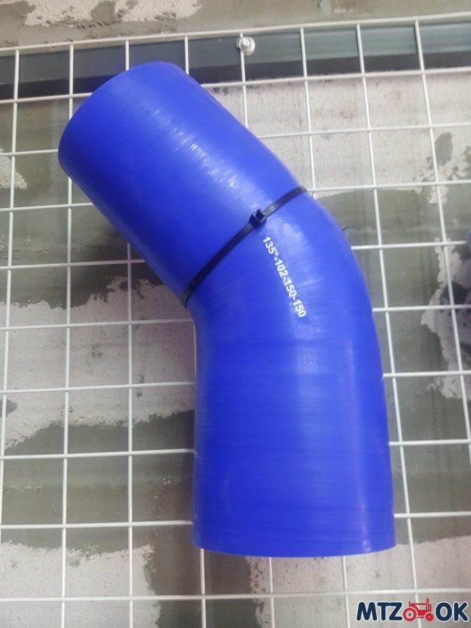 Патрубок (силикон) 135-100-150-150 4 мм Патрубок (силикон) 135-100-150-150 4 мм