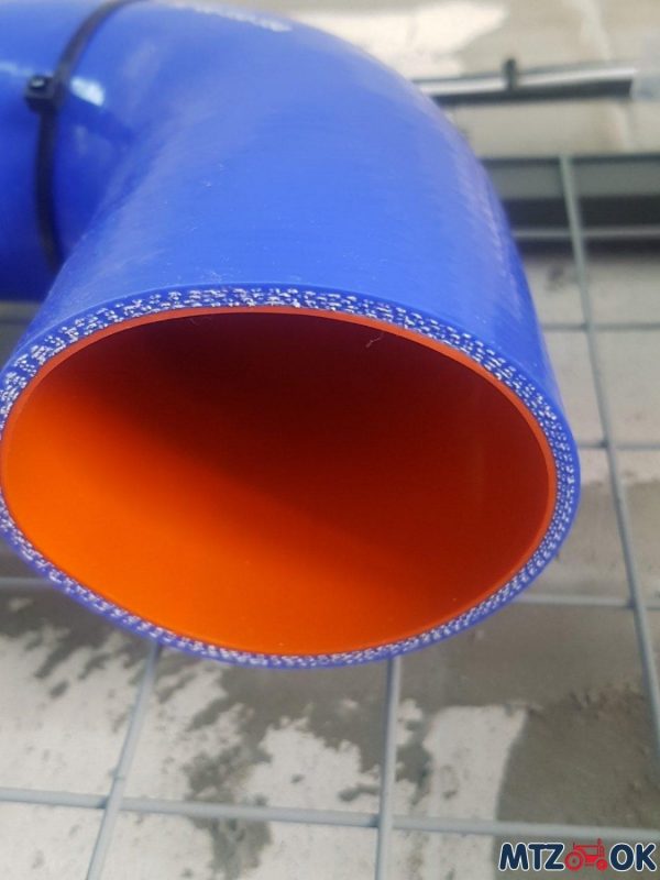 Патрубок (силикон) 90-45-150-150 4 мм Патрубок (силикон) 90-45-150-150 4 мм