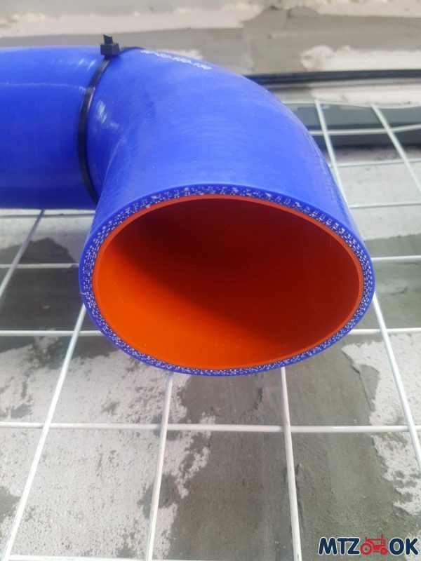 Патрубок (силикон) 90-55-150-150 4 мм Патрубок (силикон) 90-55-150-150 4 мм