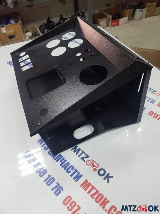 Щиток приборов МТЗ УК н/о (голый каркас) (4+1) Щиток приборов МТЗ УК н/о (голый каркас) (4+1)