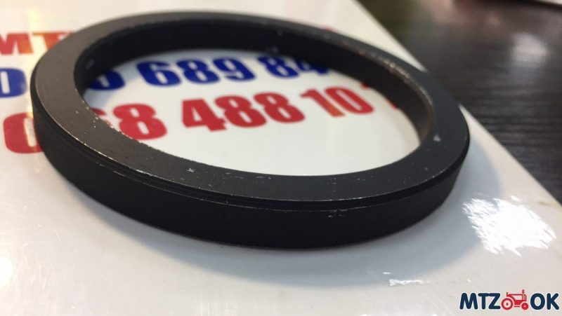 Косилка втулка добавочная кронштейна рамы (уха) (85х105х10) Косилка втулка добавочная кронштейна рамы (уха) (85х105х10)
