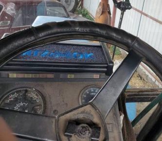 Полка панели кабины МТЗ УК (Беларус) пластиковая панель широкая,квадратная 1998-2017г Полка панели кабины МТЗ УК (Беларус) пластиковая панель широкая,квадратная 1998-2017г