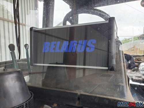 Полка панели кабины МТЗ УК (Беларус) пластиковая панель широкая,квадратная 1998-2017г Полка панели кабины МТЗ УК (Беларус) пластиковая панель широкая,квадратная 1998-2017г