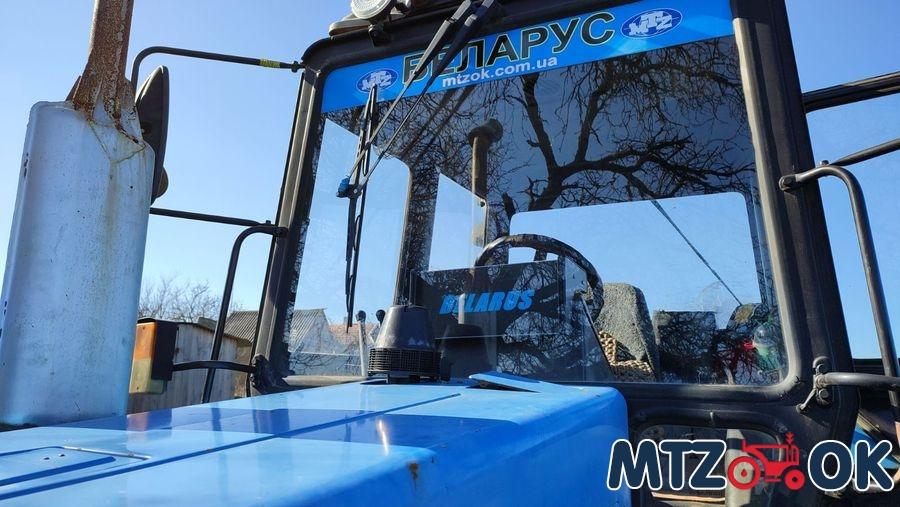 Полка панели кабины МТЗ УК (Беларус) пластиковая панель широкая,квадратная 1998-2017г Полка панели кабины МТЗ УК (Беларус) пластиковая панель широкая,квадратная 1998-2017г