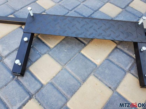 Бампер с подножкой под ящик 60 см вместо грузов Бампер с подножкой под ящик 60 см вместо грузов