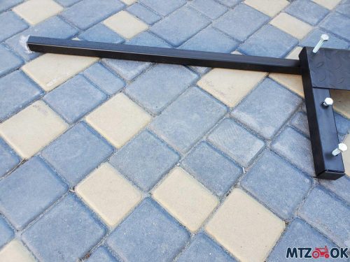 Бампер с подножкой под ящик 60 см вместо грузов Бампер с подножкой под ящик 60 см вместо грузов