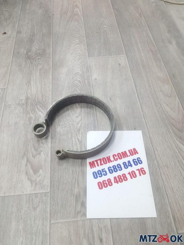 Лента тормозная ВОМ (34 мм) МТЗ 1221 (кубик, круглое крепление) (пр-во Китай) 85-4202100К Лента тормозная ВОМ (34 мм) МТЗ 1221 (кубик, круглое крепление) (пр-во Китай) 85-4202100К