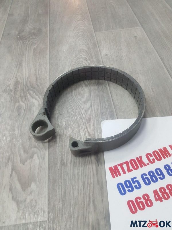 Лента тормозная ВОМ (34 мм) МТЗ 1221 (кубик, ориг.крепление) (пр-во Украина) 85-4202100 Лента тормозная ВОМ (34 мм) МТЗ 1221 (кубик, ориг.крепление) (пр-во Украина) 85-4202100