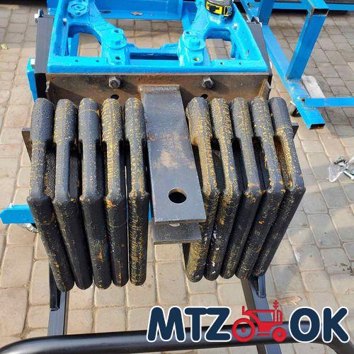 Ящик противовес МТЗ 80-82 (H41хL51хB37см 85кг) с бампером и подножкой Ящик противовес МТЗ 80-82 (H41хL51хB37см 85кг) с бампером и подножкой