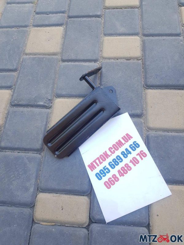 Педаль управл. подачей топлива МТЗ МК(пр-во Беларус) 70-1108220 Педаль управл. подачей топлива МТЗ МК(пр-во Беларус) 70-1108220