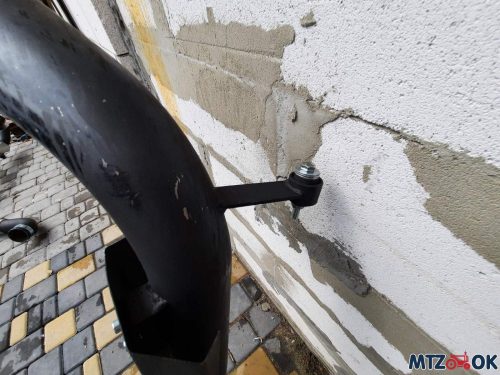 Глушитель МТЗ 1221 прямоток (накладка черная), толщина 1,5мм Глушитель МТЗ 1221 прямоток (накладка черная), толщина 1,5мм