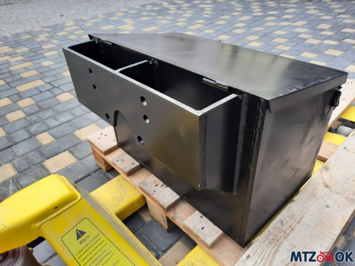 Ящик противовес МТЗ 892 (H40хL60хB37см 95кг) с бампером и подножкой Ящик противовес МТЗ 892 (H40хL60хB37см 95кг) с бампером и подножкой