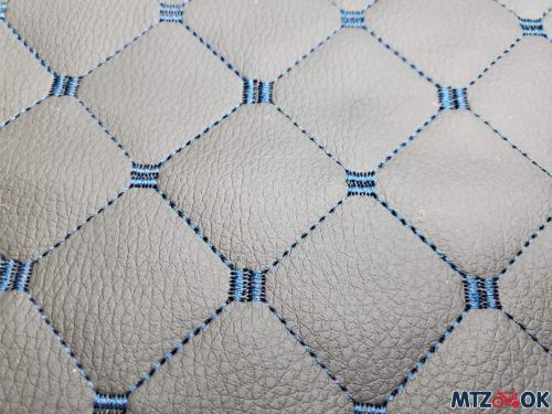 Кожзам черный (синяя стежка) на синтепоне 1.4х1м Кожзам черный (синяя стежка) на синтепоне 1.4х1м