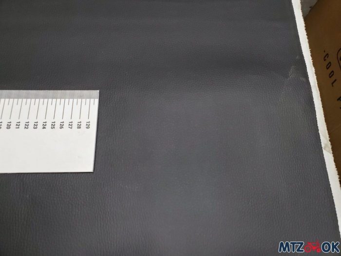 Кожзам черный на поролоне (1,40х1м) Кожзам черный на поролоне (1,40х1м)