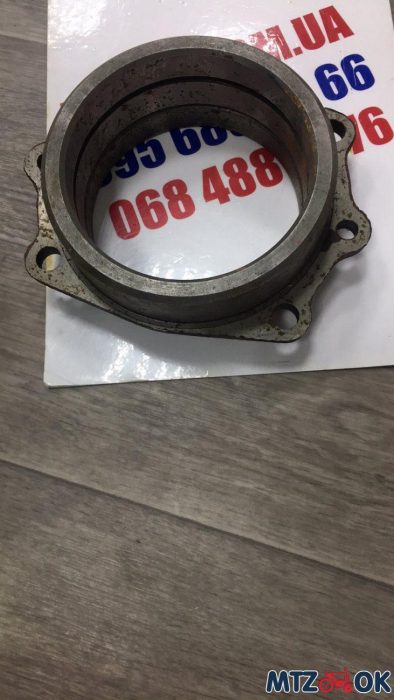 Стакан подшипника вала промежуточного МТЗ (пр-во МТЗ) 50-1701195 Стакан подшипника вала промежуточного МТЗ (пр-во МТЗ) 50-1701195