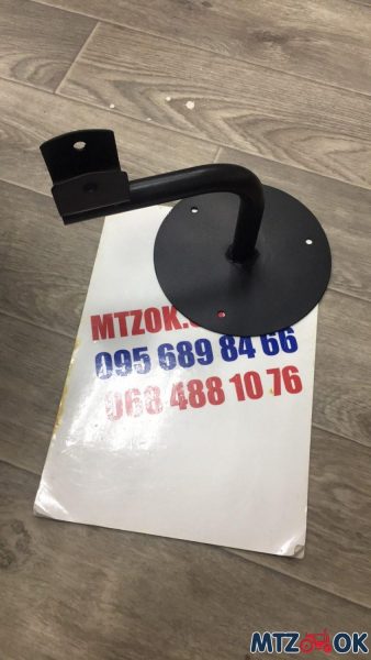 Кронштейн маяка сигнального (мигалки) с площадкой МТЗ 320-3738005 Кронштейн маяка сигнального (мигалки) с площадкой МТЗ 320-3738005