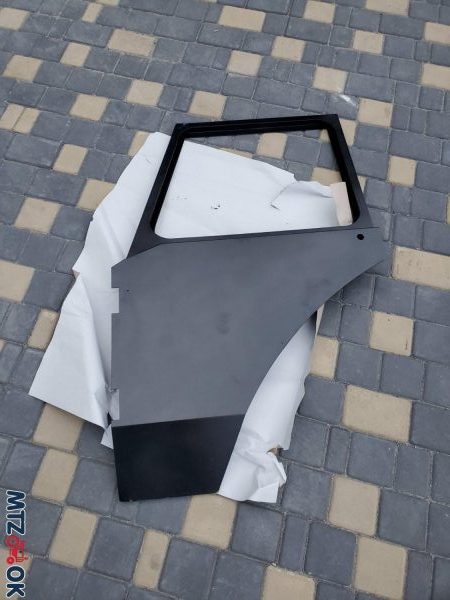 Дверь МТЗ МК левая (каркас, черная) 70-6708040 Дверь МТЗ МК левая (каркас, черная) 70-6708040