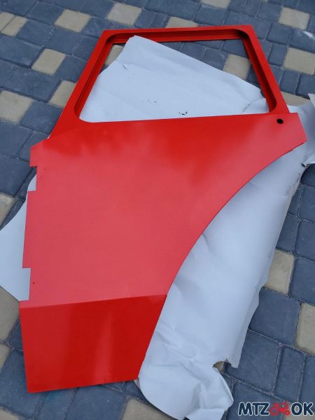Дверь МТЗ МК левая (каркас, красная) 70-6708040 Дверь МТЗ МК левая (каркас, красная) 70-6708040