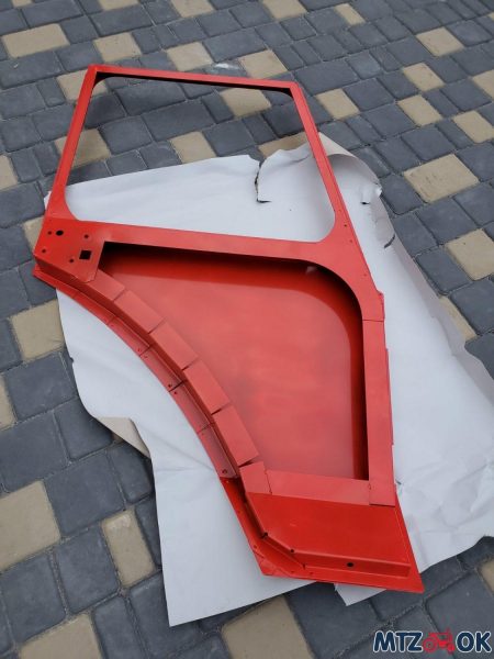 Дверь МТЗ МК левая (каркас, красная) 70-6708040 Дверь МТЗ МК левая (каркас, красная) 70-6708040