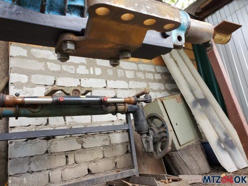 Кронштейн крепления МТЗ-80 для ЦС-50 с/о, балка без отливки (удлиненный) Кронштейн крепления МТЗ-80 для ЦС-50 с/о, балка без отливки (удлиненный)