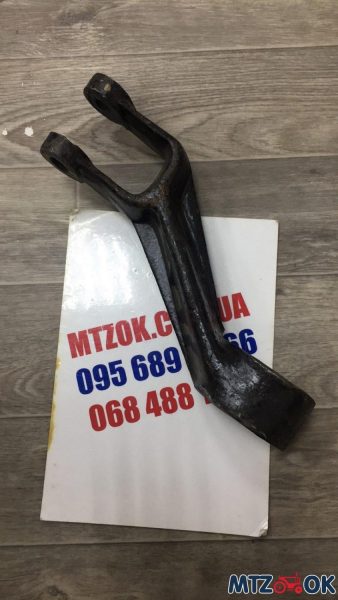 Рычаг мех. навески задней (правый) пр-во САЗ 40-4605022 Рычаг мех. навески задней (правый) пр-во САЗ 40-4605022