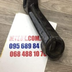 Рычаг мех. навески задней (правый) пр-во САЗ 40-4605022 Рычаг мех. навески задней (правый) пр-во САЗ 40-4605022