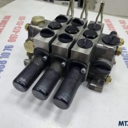 Гидрораспределитель МТЗ (под регулятор глубины пахоты) (пр-во САЛЕО. Беларусь) РП70-890.1 Гидрораспределитель МТЗ (под регулятор глубины пахоты) (пр-во САЛЕО. Беларусь) РП70-890.1