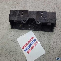 Кронштейн балласта передних грузов МТЗ под 45кг (пр-во МТЗ) 1521-4235020 Кронштейн балласта передних грузов МТЗ под 45кг (пр-во МТЗ) 1521-4235020