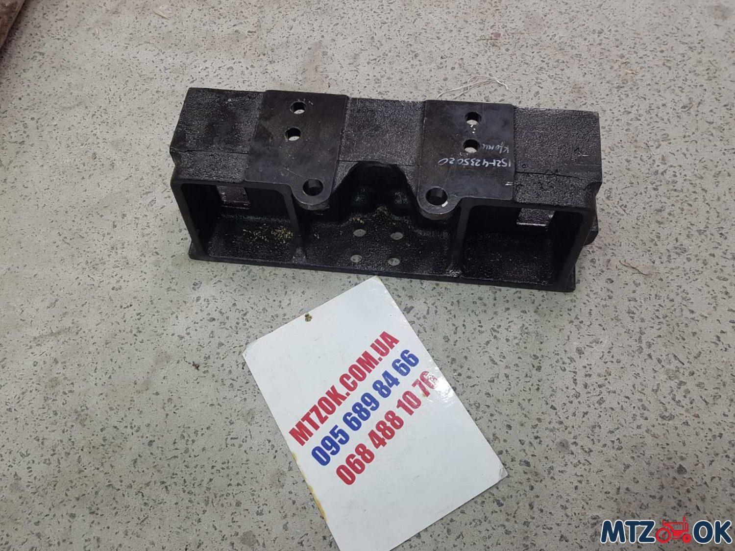 Кронштейн балласта передних грузов МТЗ под 45кг (пр-во МТЗ) 1521-4235020 Кронштейн балласта передних грузов МТЗ под 45кг (пр-во МТЗ) 1521-4235020