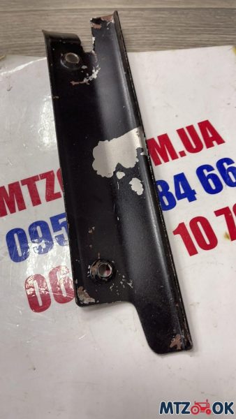 Прижим пола кабины МТЗ левый (пр-во МТЗ) 80-6702348 Прижим пола кабины МТЗ левый (пр-во МТЗ) 80-6702348