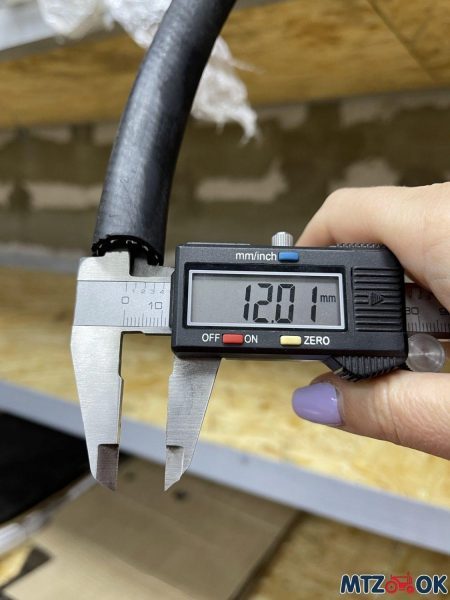 Шланг с внутренним диаметром D=12мм (пог.м) Шланг с внутренним диаметром D=12мм (пог.м)