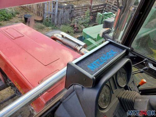 Полка панели кабины МТЗ УК (Беларус) н/о овальная панель Полка панели кабины МТЗ УК (Беларус) н/о овальная панель