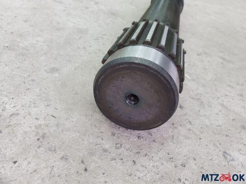 Полуось моста задн. МТЗ нов. обр. (пр-во МТЗ)50-2407082-А-01 Полуось моста задн. МТЗ нов. обр. (пр-во МТЗ)50-2407082-А-01