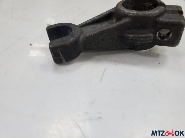 Вилка выкл. сцепления МТЗ (пр-во САЗ)50-1601203 Вилка выкл. сцепления МТЗ (пр-во САЗ)50-1601203