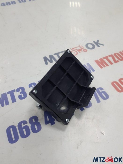 Блок управления свечами накаливания МТЗ (пр-во Беларусь)КСН-1.3741Р-212 Блок управления свечами накаливания МТЗ (пр-во Беларусь)КСН-1.3741Р-212