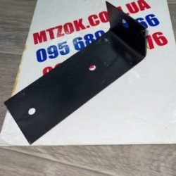 Кронштейн заднего световозвращателя (12,5х7) (пр-во Украина) Кронштейн заднего световозвращателя (12,5х7) (пр-во Украина)