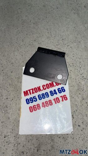 Втулка оси навески для усиления под мост с кронштейном на 2 отверстия (трубка 4мм) Втулка оси навески для усиления под мост с кронштейном на 2 отверстия (трубка 4мм)