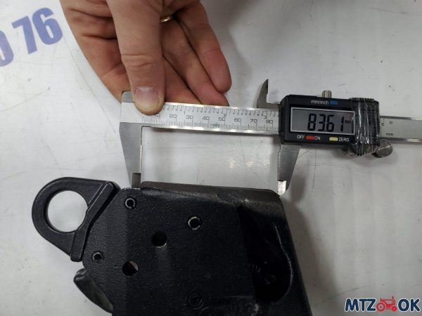 Клык навески САТ 2S (малый) (яболоко внутр.d=28мм) 712GI2 Клык навески САТ 2S (малый) (яболоко внутр.d=28мм) 712GI2