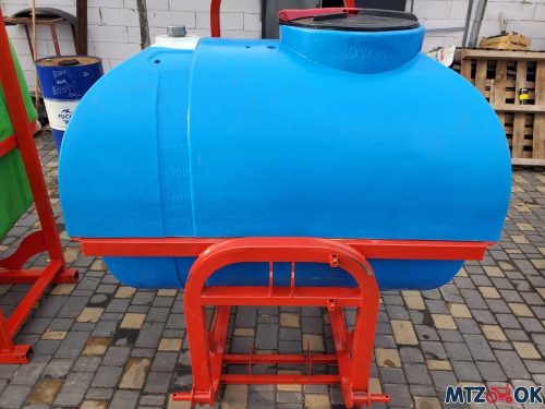 Опрыскиватель 1000л/16м (плавающая штанга) голубая бочка (ОП 1000л/16м) Опрыскиватель 1000л/16м (плавающая штанга) голубая бочка (ОП 1000л/16м)