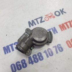 Головка соед. МТЗ 80,82 (пр-во Украина) А29.76.000А Головка соед. МТЗ 80,82 (пр-во Украина) А29.76.000А